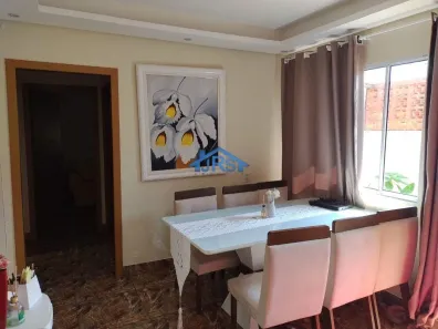 Casa de Condomínio com 4 Quartos à venda, 180m² no Jardim Tupanci, Barueri