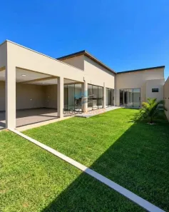 Casa com 3 Quartos à venda, 187m² no Greenville, Chapadão do Sul