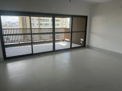 Apartamento com 3 Quartos à venda, 131m² no Vila Gumercindo, São Paulo
