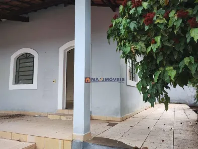 Casa com 2 Quartos para alugar, 245m² no Jardim Imperial, Atibaia