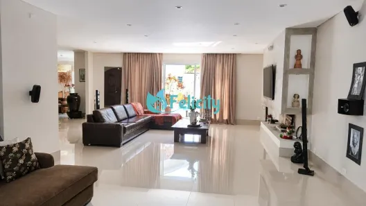 Casa com 4 Quartos à venda, 600m² no Bela Aliança, São Paulo