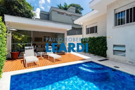 Casa com 3 Quartos à venda, 180m² no Vila Madalena, São Paulo