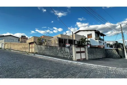 Ponto Comercial com 3 Quartos à venda, 548m² no São Luís, Jequié