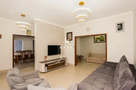 Casa com 4 Quartos à venda, 210m² no Cidade Industrial, Curitiba