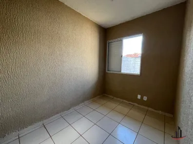 Casa de Condomínio com 3 Quartos para alugar, 51m² no Recreio dos Bandeirantes, Uberaba
