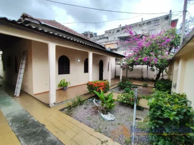 Casa com 4 Quartos à venda, 272m² no Centro, Manaus