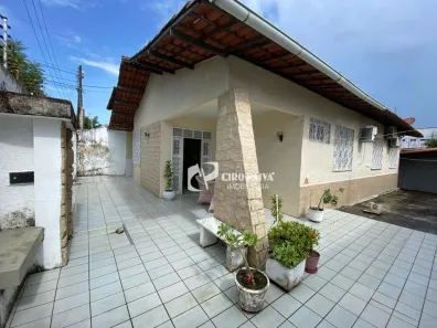 Casa com 3 Quartos à venda, 280m² no Parque Manibura, Fortaleza