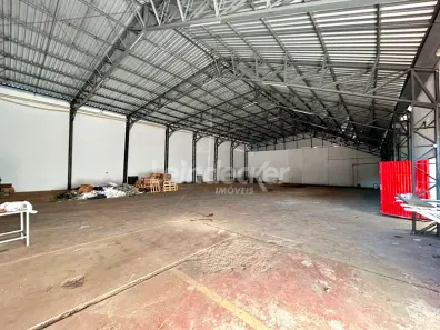 Galpão/Depósito/Armazém para alugar, 750m² no Navegantes, Porto Alegre