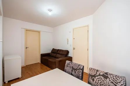 Apartamento com 1 Quarto para alugar, 33m² no Portão, Curitiba