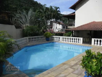 Casa de Condomínio com 3 Quartos à venda, 600m² no Taquara, Rio de Janeiro