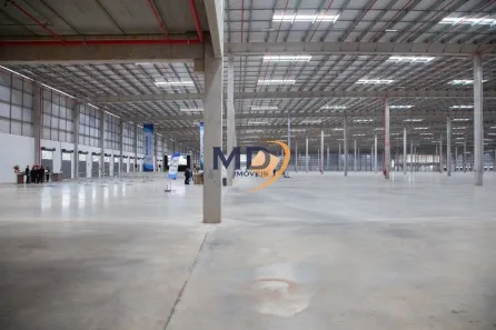 Galpão/Depósito/Armazém para alugar, 1281m² no Parque Paulista, Duque de Caxias