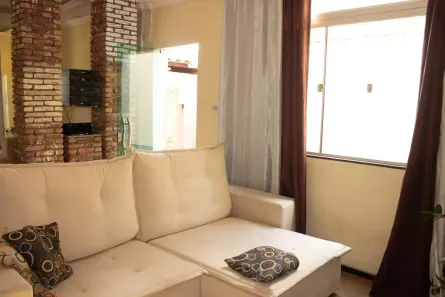 Casa com 1 Quarto à venda, 200m² no Colonial, Contagem