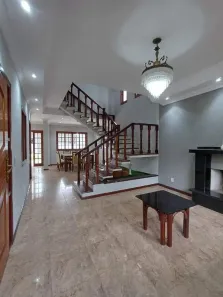 Casa com 6 Quartos à venda, 310m² no Urbanova III, São José dos Campos