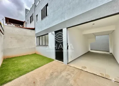 Casa com 3 Quartos à venda, 135m² no Planalto, Belo Horizonte