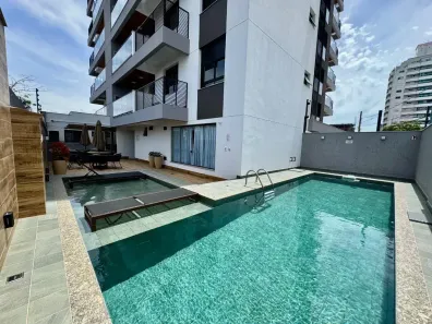 Apartamento com 2 Quartos à venda, 72m² no Barreiros, São José
