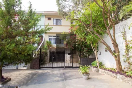 Sobrado com 3 Quartos à venda, 209m² no Vila Moinho Velho, São Paulo