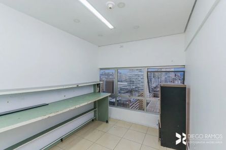 Sala Comercial à venda, 31m² no Centro Histórico, Porto Alegre