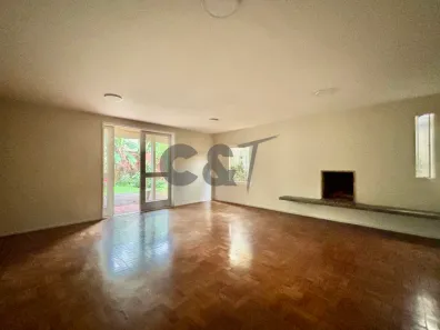 Casa com 3 Quartos à venda, 226m² no Jardim Petrópolis, São Paulo