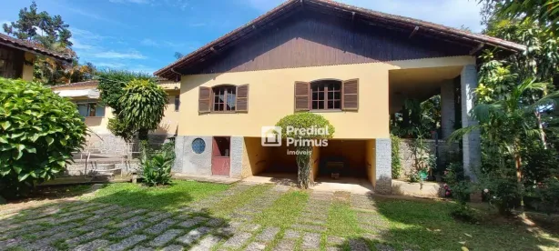 Casa com 3 Quartos à venda, 300m² no Rui Sanglard, Nova Friburgo