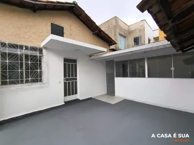Casa com 3 Quartos para alugar, 100m² no Santa Cruz Industrial, Contagem