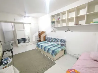 Kitnet com 1 Quarto à venda, 25m² no Copacabana, Rio de Janeiro