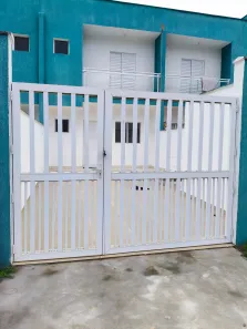 Sobrado com 2 Quartos à venda, 72m² no Balneário Gardem Mar, Caraguatatuba