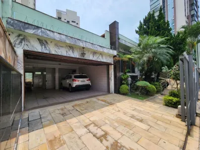 Casa com 4 Quartos para alugar, 525m² no Jardim Anália Franco, São Paulo