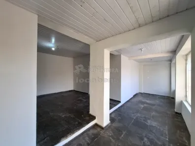 Casa com 3 Quartos para alugar, 140m² no Vila Curti, São José do Rio Preto