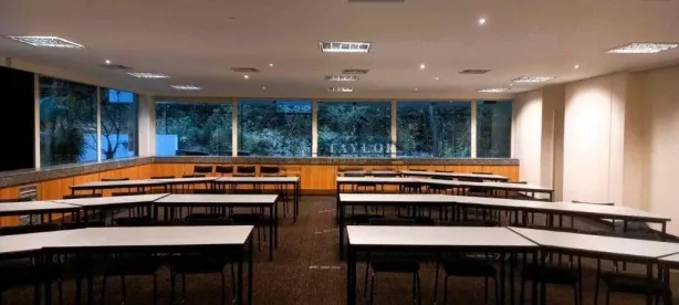 Sala Comercial à venda, 700m² no Jardim Everest, São Paulo