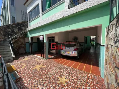 Casa com 8 Quartos à venda, 220m² no Centro, Cabo Frio