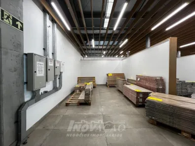 Sala Comercial para alugar, 20m² no Sanvitto, Caxias do Sul