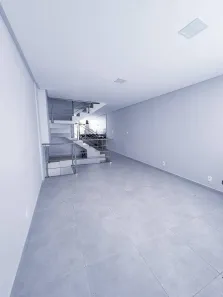 Casa com 3 Quartos à venda, 360m² no São Pedro, Juiz de Fora