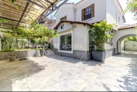 Sobrado com 3 Quartos à venda, 300m² no Pacaembu, São Paulo