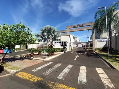 Apartamento com 2 Quartos para alugar, 45m² no Jardim Patrícia, Uberlândia
