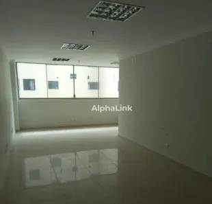Sala Comercial para alugar, 42m² no Dezoito do Forte Empresarial/Alphaville., Barueri