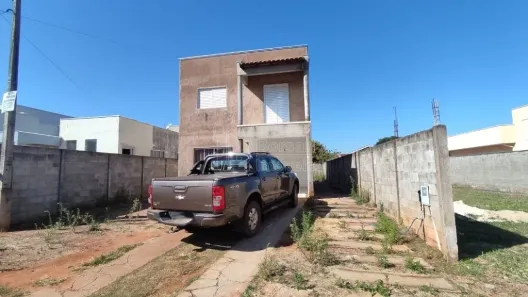 Sobrado com 4 Quartos à venda, 130m² no Jardim Maria Luiza V, Araraquara