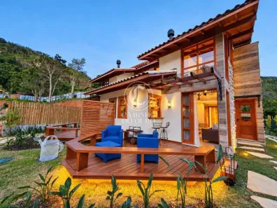 Casa de Condomínio com 3 Quartos à venda, 110m² no Itaipava, Petrópolis