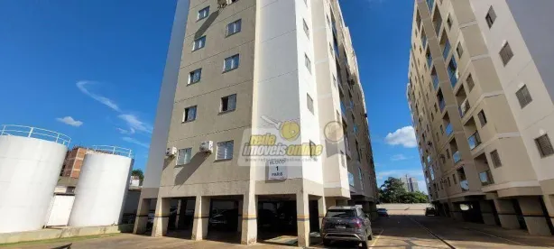 Apartamento com 2 Quartos para alugar, 76m² no São Benedito, Uberaba
