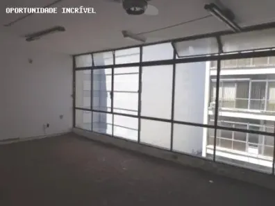 Sala Comercial à venda, 67m² no República, São Paulo
