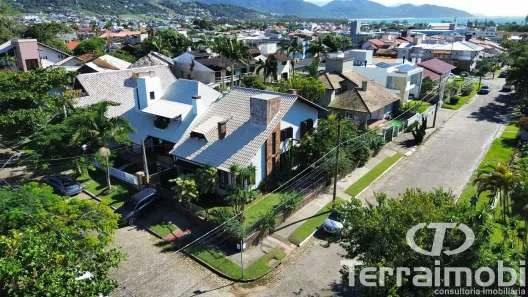 Casa com 3 Quartos à venda, 217m² no Panorâmico, Garopaba