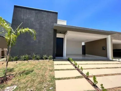 Casa com 3 Quartos à venda, 210m² no Condomínio Belvedere, Cuiabá