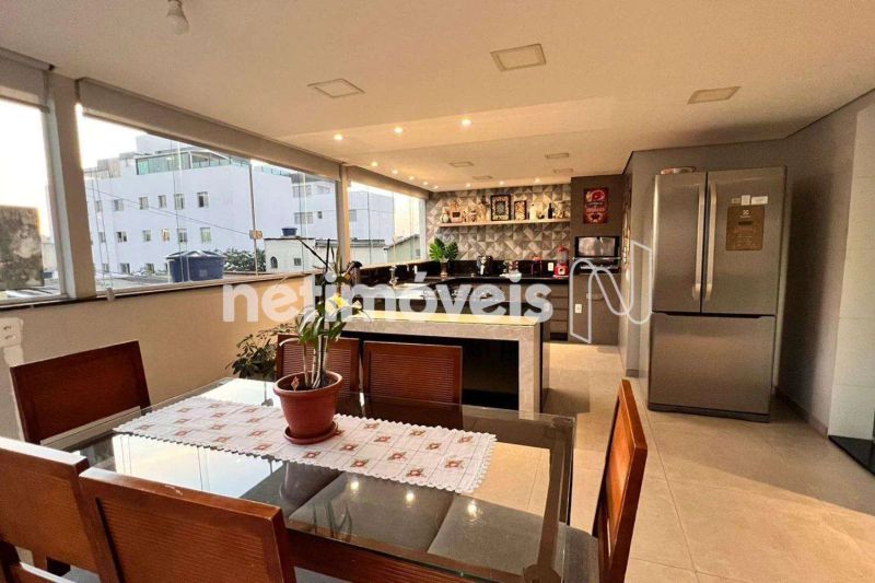 Apartamento com 3 quartos — Santa Mônica, Belo Horizonte