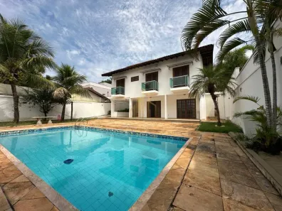 Casa de Condomínio com 3 Quartos para alugar, 400m² no Residencial Tivoli, Bauru