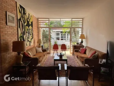 Casa com 3 Quartos à venda, 210m² no Pacaembu, São Paulo