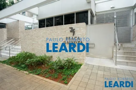 Apartamento com 3 Quartos à venda, 182m² no Moema, São Paulo