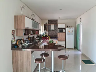 Sobrado com 3 Quartos à venda, 313m² no Jardim dos Estados, Taubaté