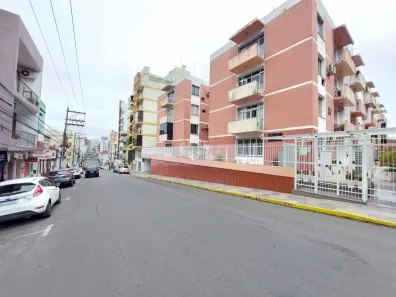 Apartamento com 2 Quartos à venda, 72m² no Centro, Santa Maria