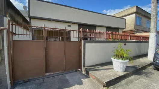 Casa com 3 Quartos à venda, 120m² no Galo Branco, São Gonçalo
