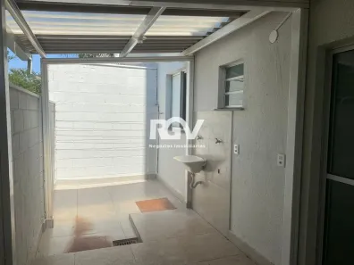 Apartamento com 2 Quartos para alugar, 46m² no Jardim Holanda, Uberlândia