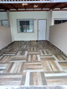 Sobrado com 2 Quartos à venda, 64m² no Jardim Iririú, Joinville